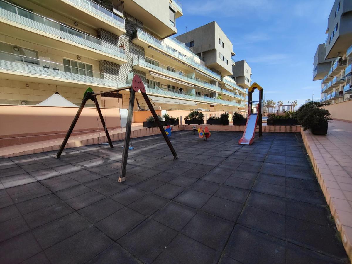 Badalona Beach Apartment Εξωτερικό φωτογραφία